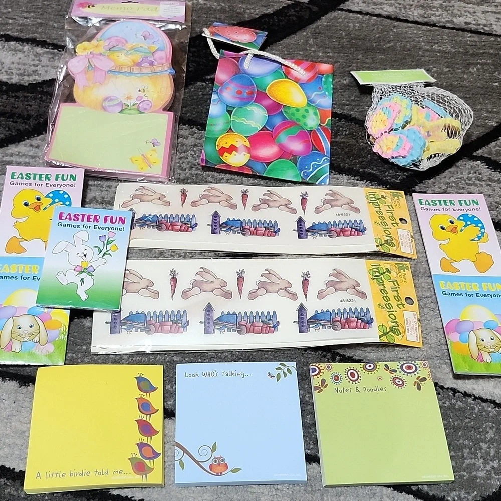 VINTAGE ASSORTED EASTER NOVELTY ERASERS MEMO PADS STICKY NOTES BAG & GAME BOOKS